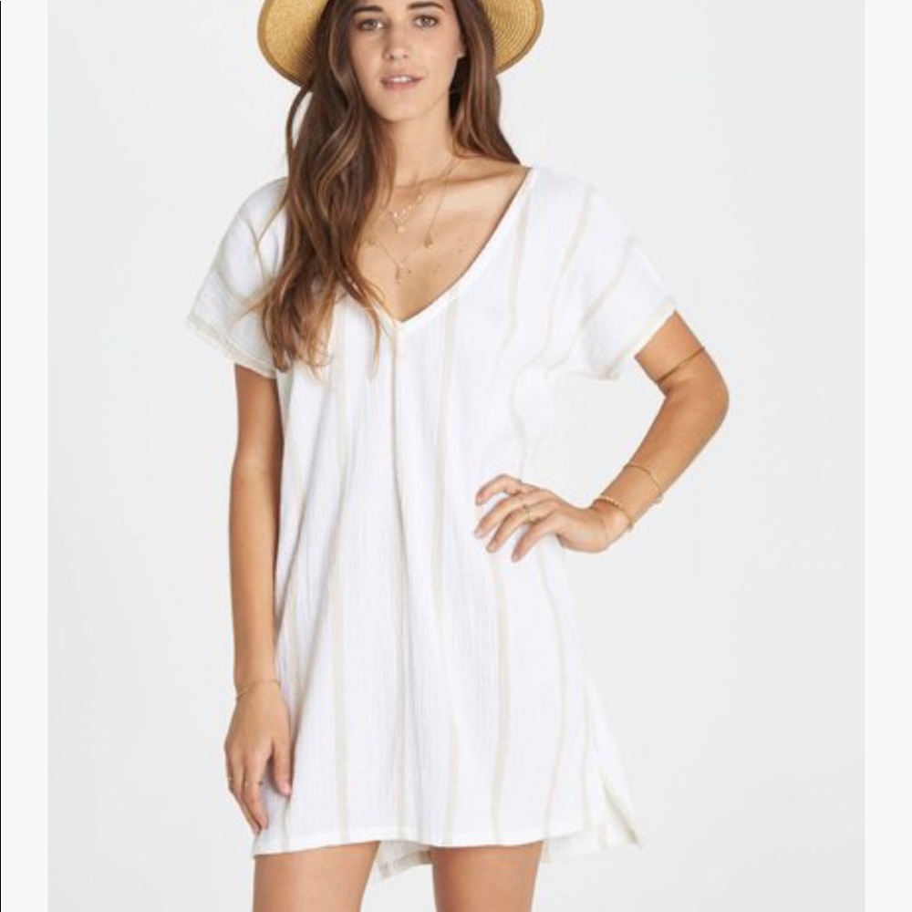 Billabong swimsuit coverup